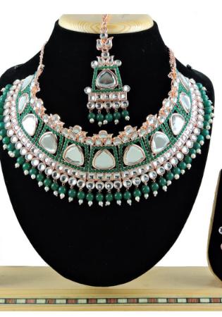 Picture of Fine Medium Sea Green Necklace Set