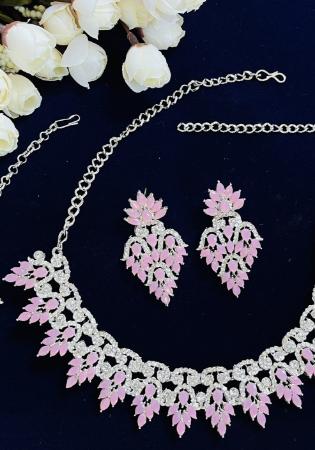 Picture of Beauteous Pink Necklace Set