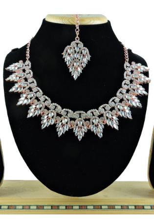 Picture of Elegant White Necklace Set