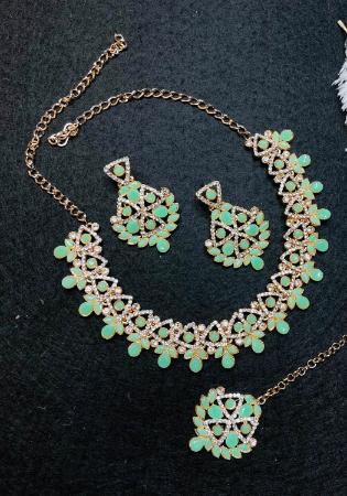 Picture of Classy Medium Aqua Marine Necklace Set