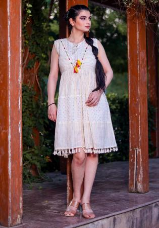 Picture of Comely Cotton Off White Kurtis & Tunic