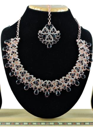 Picture of Exquisite Black Necklace Set