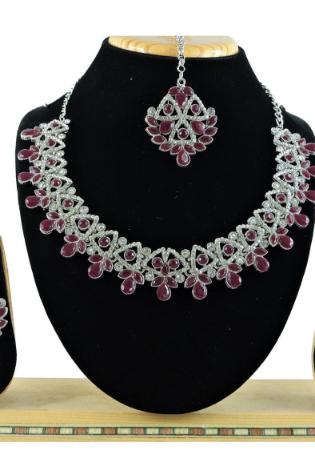 Picture of Beauteous Maroon Necklace Set