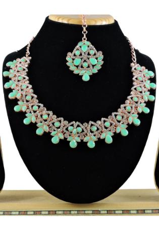 Picture of Elegant Black Necklace Set