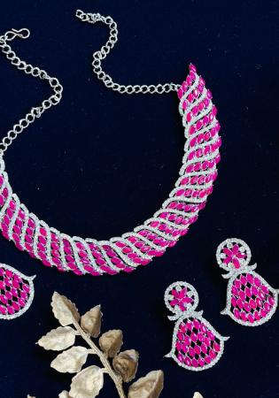 Picture of Taking Medium Violet Red Necklace Set