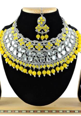 Picture of Pretty Yellow Necklace Set