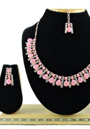 Picture of Beauteous Light Pink Necklace Set