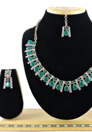 Picture of Splendid Sea Green Necklace Set