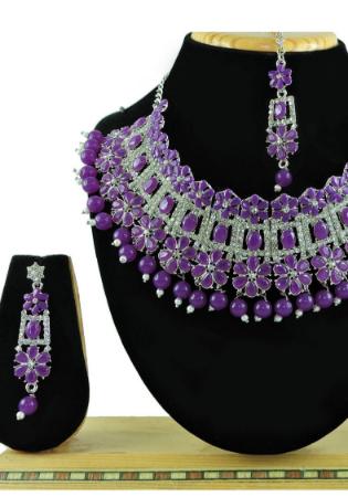 Picture of Good Looking Plum Necklace Set