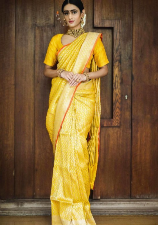 Picture of Excellent Silk Golden Rod Saree