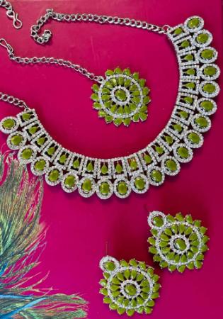 Picture of Beautiful Olive Necklace Set