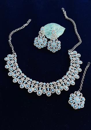 Picture of Splendid Sky Blue Necklace Set