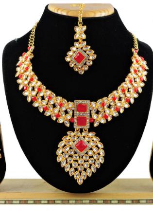 Picture of Well Formed Crimson Necklace Set