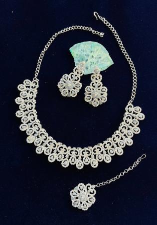 Picture of Appealing Dark Grey Necklace Set