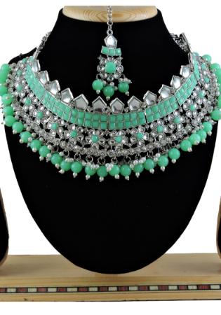 Picture of Splendid Sea Green Necklace Set