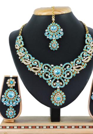 Picture of Statuesque Sky Blue Necklace Set