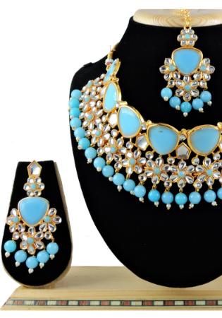 Picture of Comely Medium Aqua Marine Necklace Set