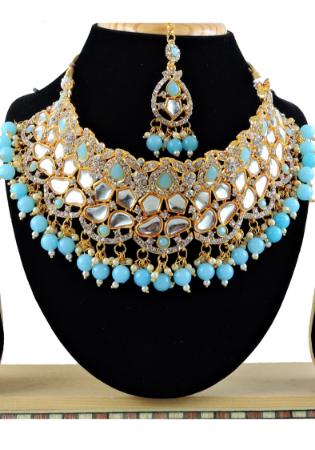 Picture of Graceful Medium Turquoise Necklace Set