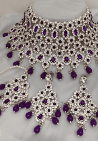 Picture of Magnificent Purple Necklace Set