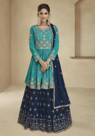 Picture of Enticing Georgette Teal Straight Cut Salwar Kameez