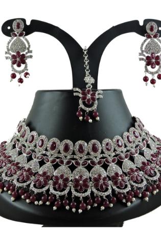 Picture of Fascinating Maroon Necklace Set