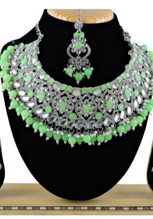 Picture of Nice Medium Sea Green Necklace Set