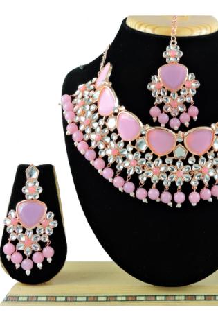 Picture of Pretty Pink Necklace Set