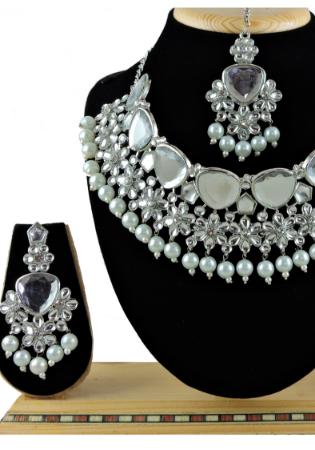 Picture of Enticing Grey Necklace Set