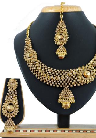 Picture of Gorgeous Dark Khaki Necklace Set