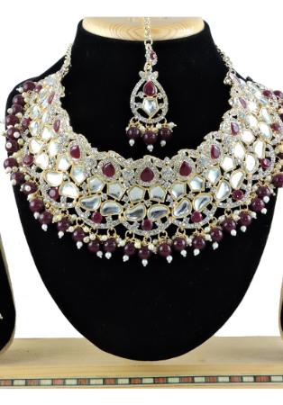 Picture of Marvelous Maroon Necklace Set