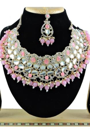 Picture of Beautiful Rosy Brown Necklace Set