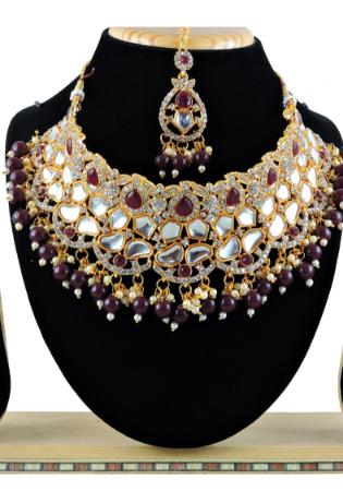 Picture of Stunning Maroon Necklace Set