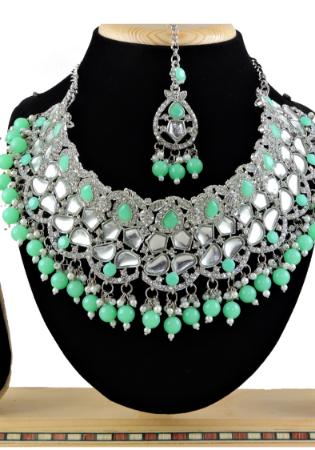 Picture of Superb Dark Grey Necklace Set