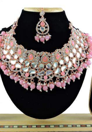 Picture of Delightful Rosy Brown Necklace Set