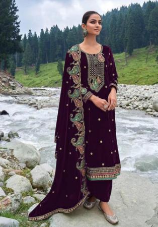 Picture of Crepe Saddle Brown Straight Cut Salwar Kameez