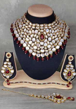 Picture of Nice Maroon Necklace Set