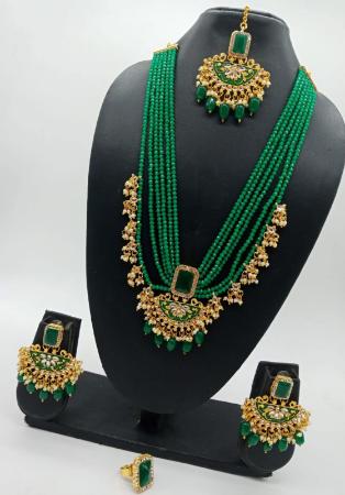 Picture of Good Looking Dark Green Necklace Set