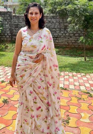 Picture of Stunning Linen White Saree