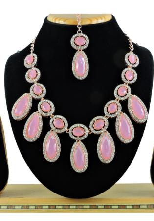 Picture of Exquisite Rosy Brown Necklace Set