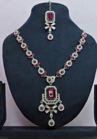 Picture of Exquisite Sienna Necklace Set