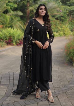 Picture of Statuesque Georgette Black Readymade Salwar Kameez