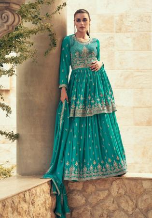 Picture of Exquisite Georgette Teal Straight Cut Salwar Kameez