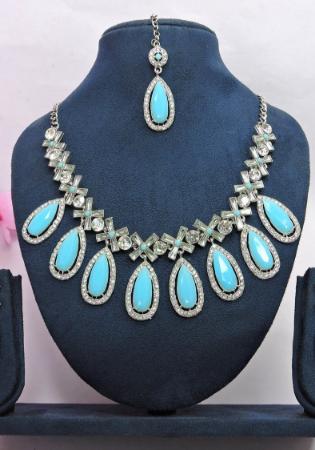 Picture of Resplendent Light Sky Blue Necklace Set