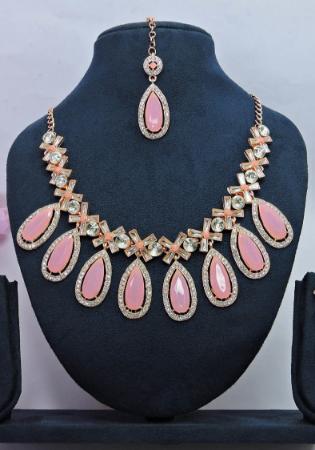 Picture of Lovely Rosy Brown Necklace Set