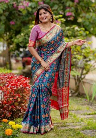 Picture of Exquisite Silk Medium Violet Red Saree