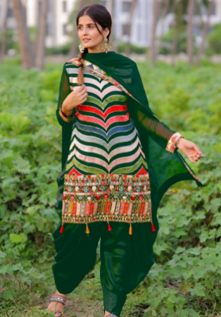 Picture of Georgette Dark Green Straight Cut Salwar Kameez