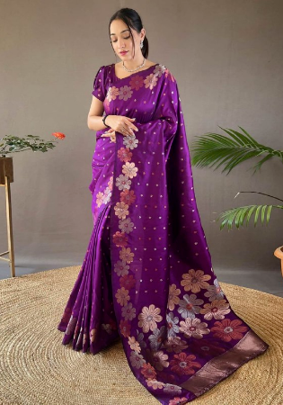 Picture of Delightful Silk Purple Saree