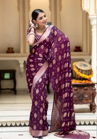 Picture of Fascinating Silk Purple Saree