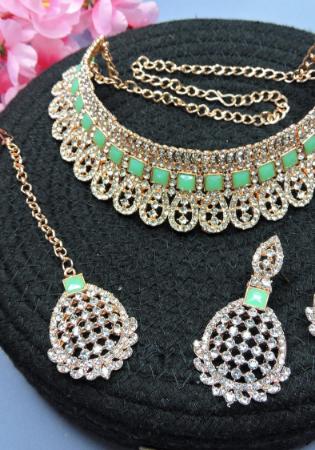 Picture of Pleasing Light Green Necklace Set