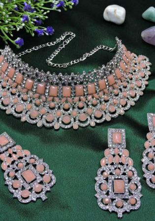 Picture of Resplendent Rosy Brown Necklace Set